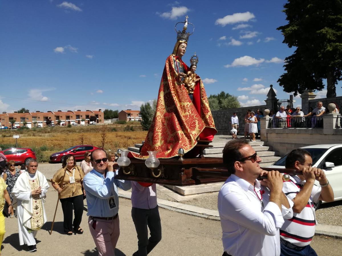 Fotos: Procesión de Mucientes a su Virgen de la Vega