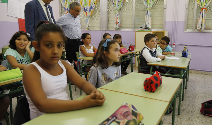 Fotos: Inicio del curso escolar en el colegio Ramón Carande de Palencia