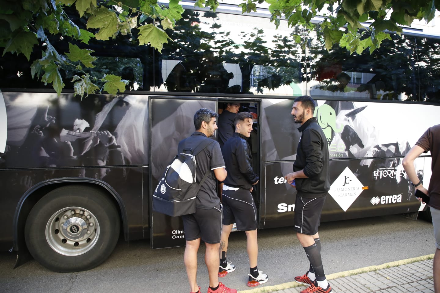 El equipo, que no podrá contar con los lesionados Admonio, Ayoze y Adrián Llano parte hacia la ciudad murciana con la ilusión de su segunda aventura copera