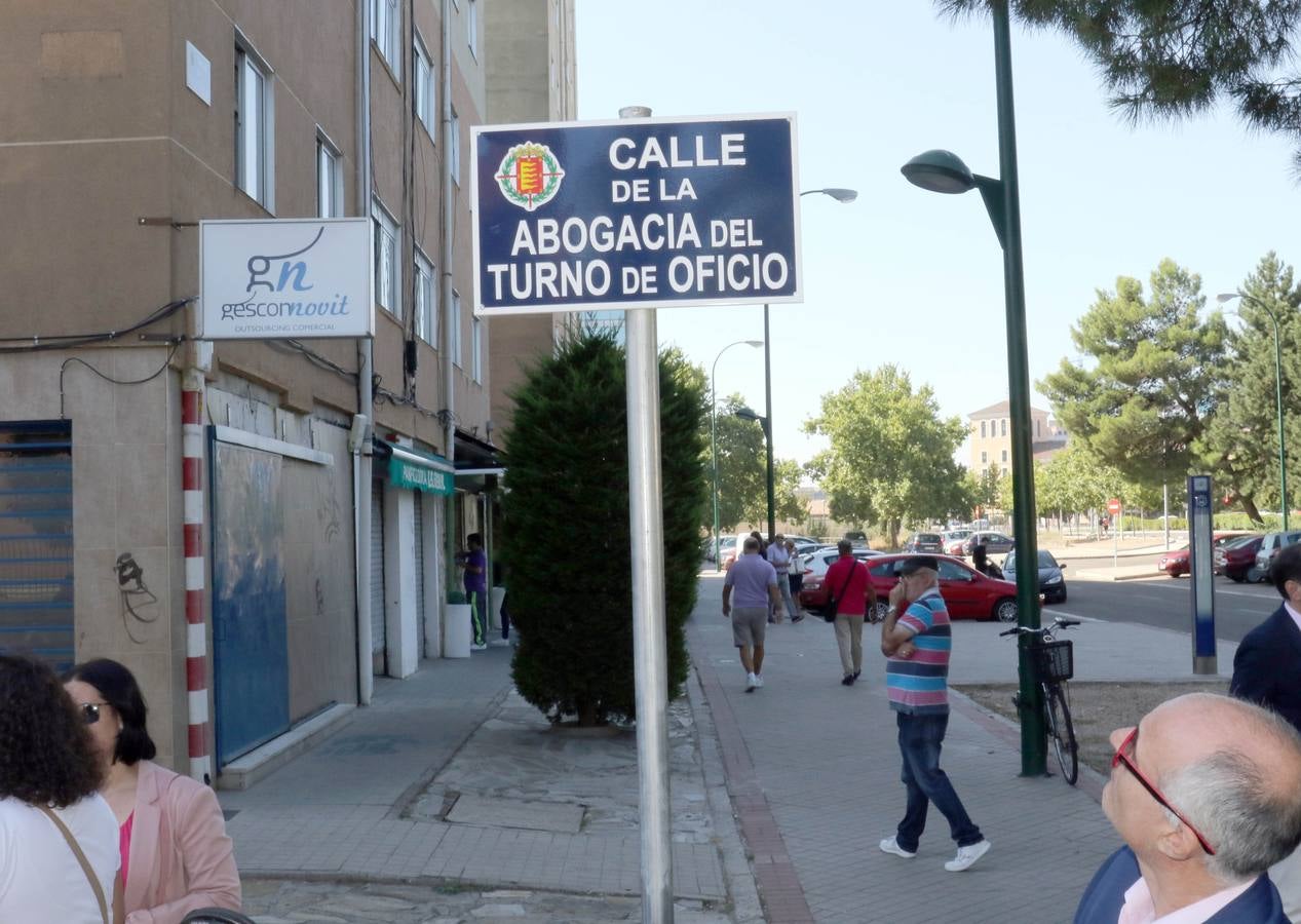 Nombre que recibirá la antigua calle de Isidro Rodríguez Zarraín y que sirve de homenaje para «dignificar» el «trabajo esencial» que realizan estos profesionales