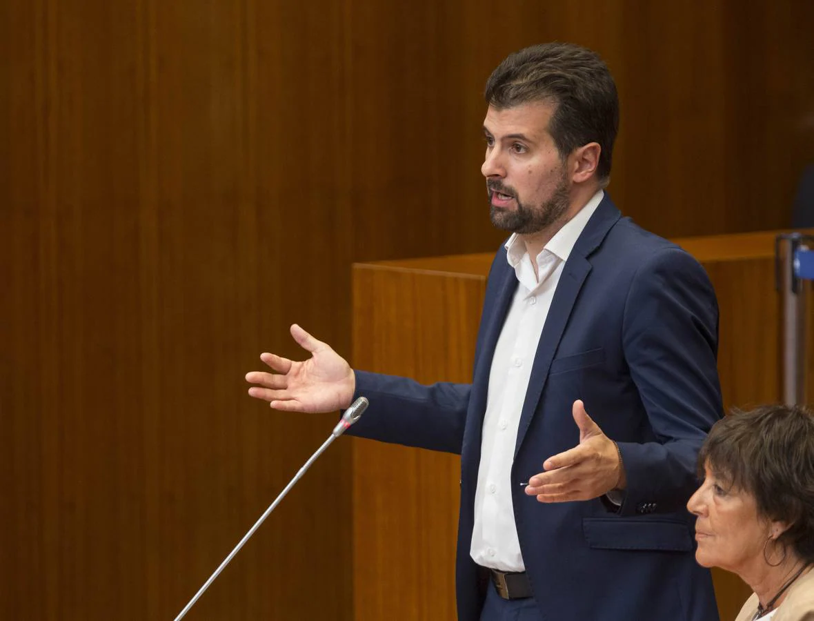 Fotos: Pleno en las Cortes de Castilla y León