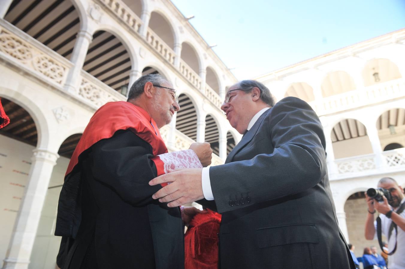 En su discurso, el rector Antonio Largo ha destacado el esfuerzo realizado por la universidad vallisoletana en materia de transparencia