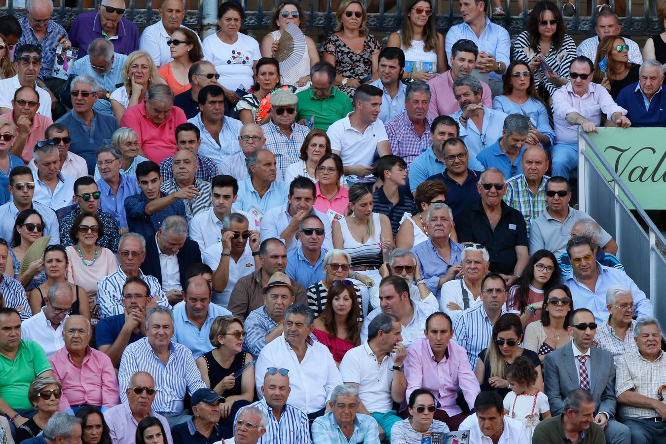 Máximos honores para el bravo, bello y distinguido toro de Montalvo que partió plaza