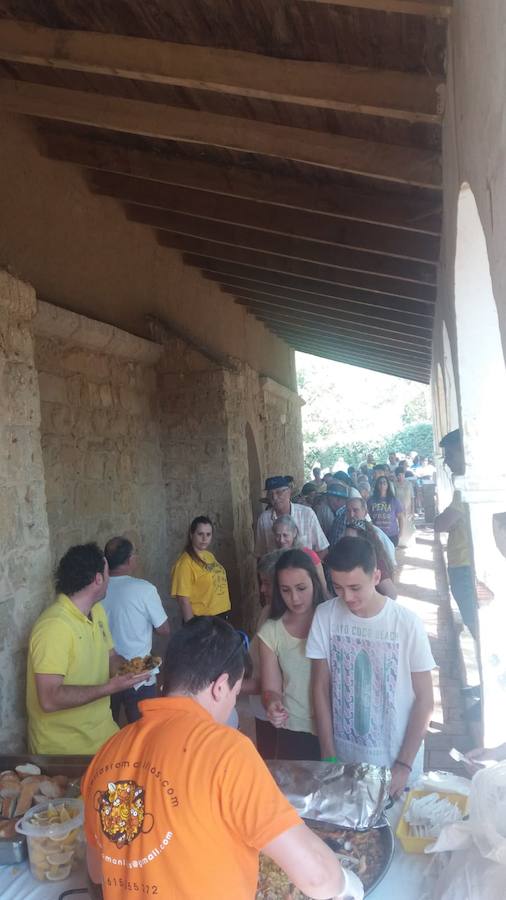 Fotos: Tordehumos despide sus fiestas con una paella popular