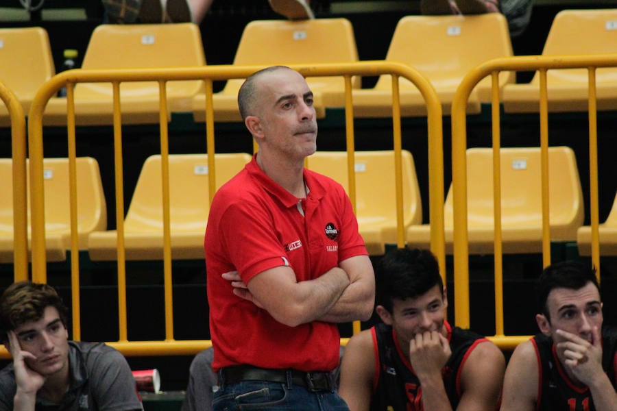 Fotos: La Antigua CB Tormes cede ante el Menorca (67-74)