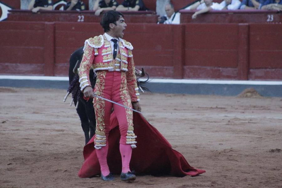 Fotos: López Chaves triunfa en La Glorieta ante Padilla y Joselito Adame