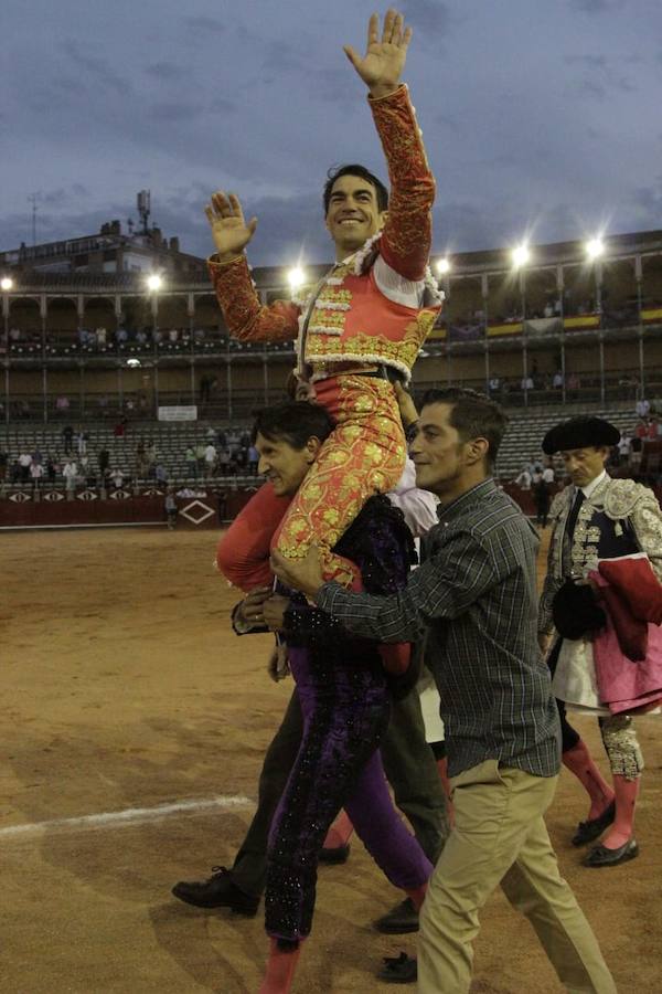 Fotos: López Chaves triunfa en La Glorieta ante Padilla y Joselito Adame