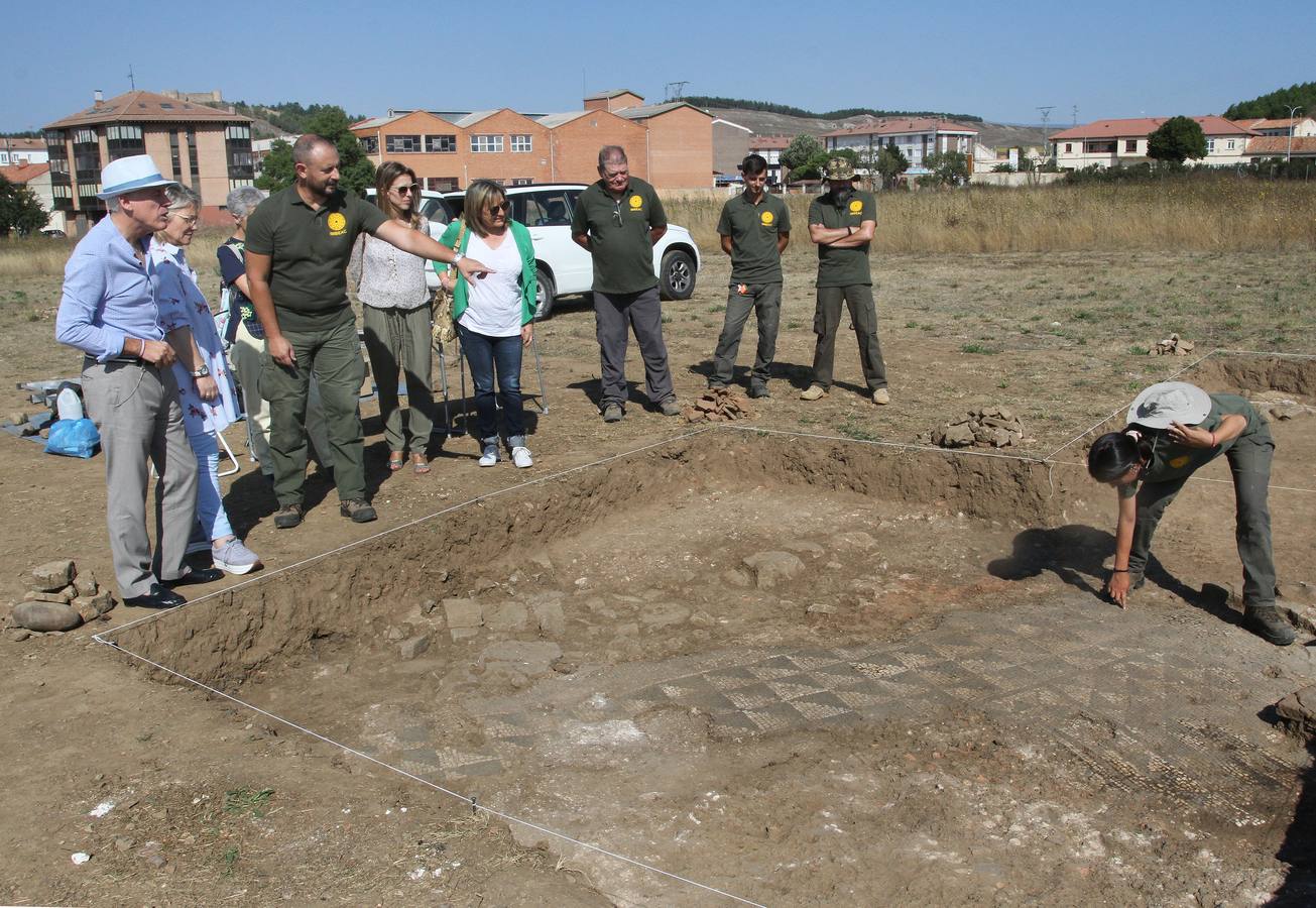 Los restos, descubiertos en el marco de la actual campaña de excavaciones, parecen corresponder a los niveles más antiguos del yacimiento, cuya datación podría estar entre los siglos I antes y después de Cristo