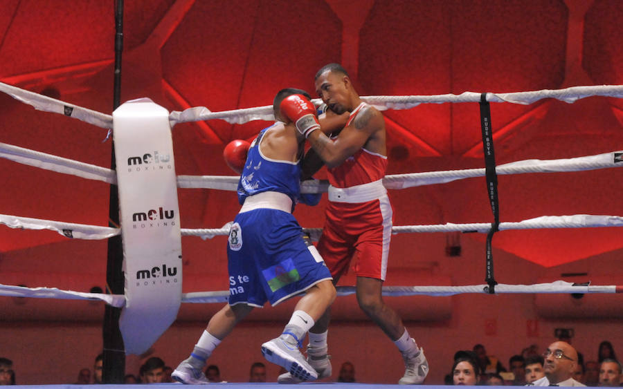 Fotos: Velada de boxeo en la Cúpula del Milenio: Adrián Tian vs Salvador Jiménez