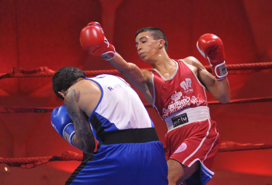 Fotos: Velada de boxeo en la Cúpula del Milenio: Adrián Tian vs Salvador Jiménez