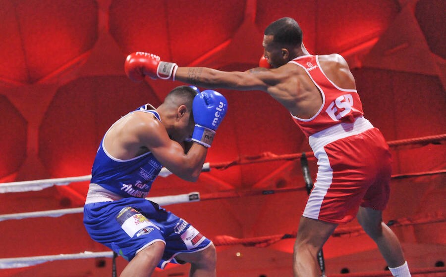 Fotos: Velada de boxeo en la Cúpula del Milenio: Adrián Tian vs Salvador Jiménez