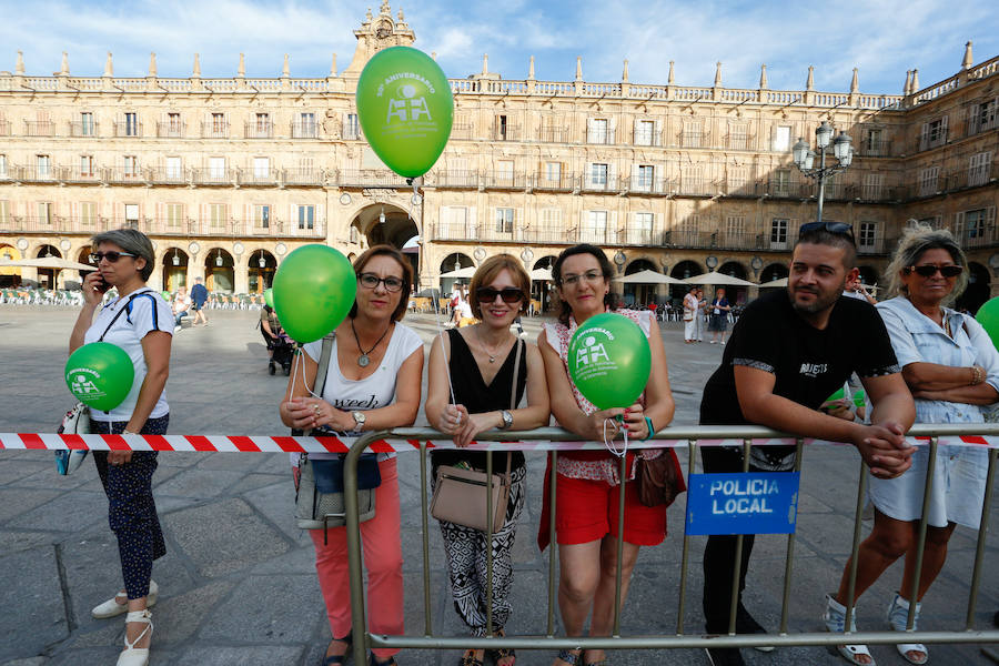 Fotos: Suelta de globos de AFA Salamanca por el Día Mundial del Alzheimer