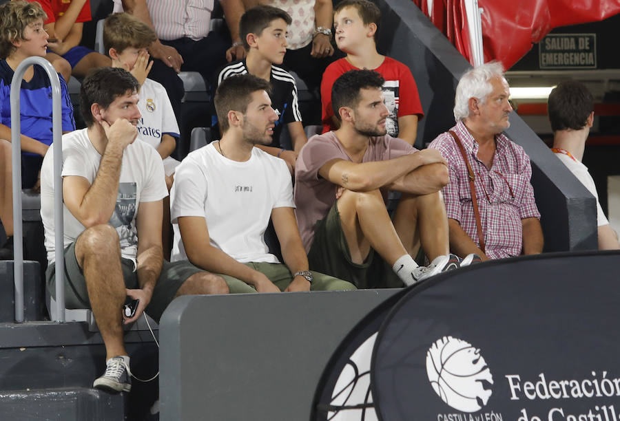 Fotos: Final de la Copa de Castilla y León. Carramimbre Valladolid 64 - 84 San Pablo Burgos