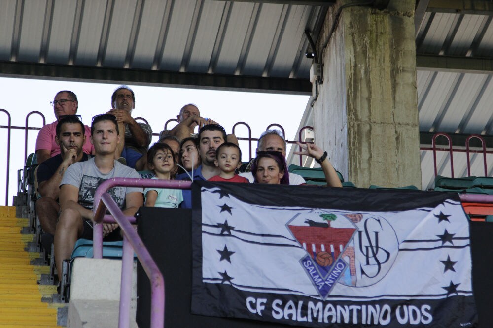 El conjunto chacinero se impone en unos trepidantes minutos finales y logra su primera victoria fuera de la Liga mientras que los de Campos encajan la primera derrota ante su afición