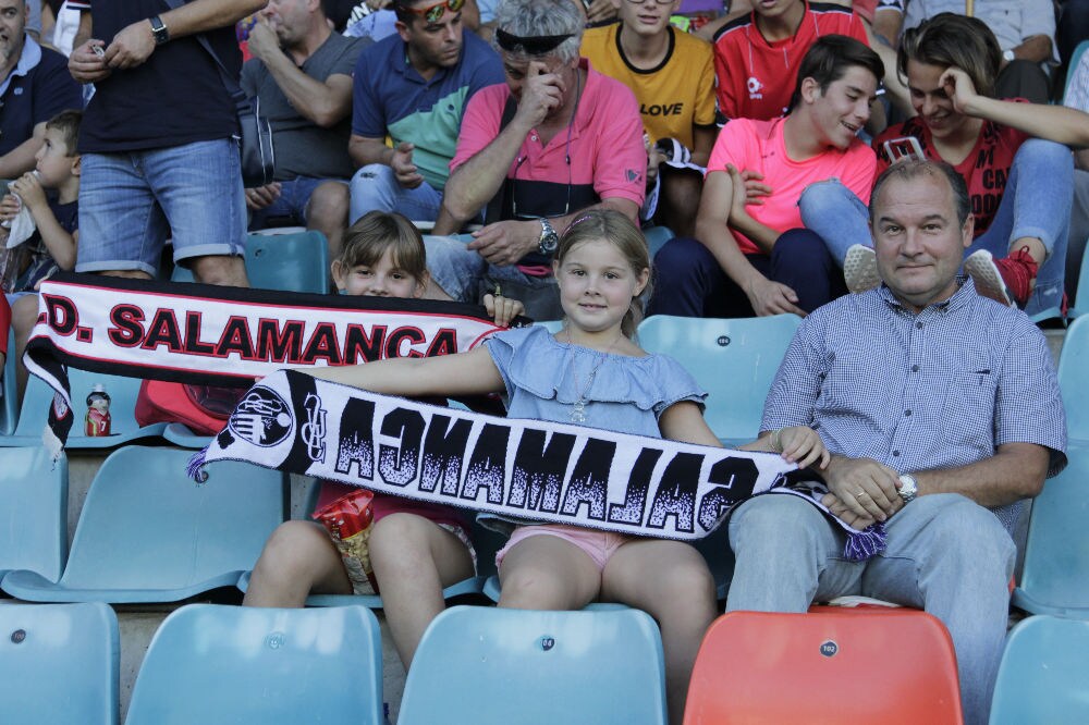 El conjunto chacinero se impone en unos trepidantes minutos finales y logra su primera victoria fuera de la Liga mientras que los de Campos encajan la primera derrota ante su afición