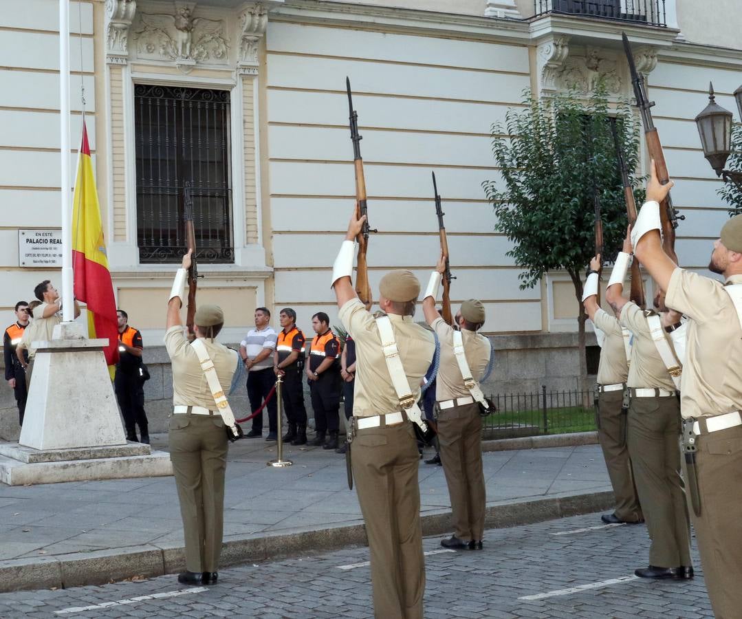 El acto estuvo presidido por el General Jefe de la Cuarta Subinspección del Ejército, José Rivas, y acudieron representantes de Protección Civil