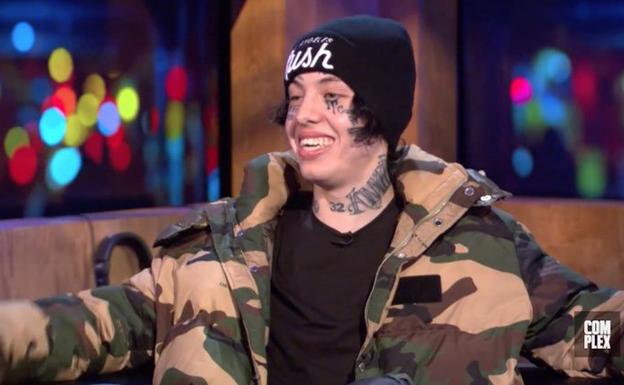 El rapero Lil Xan durante la entrevista.