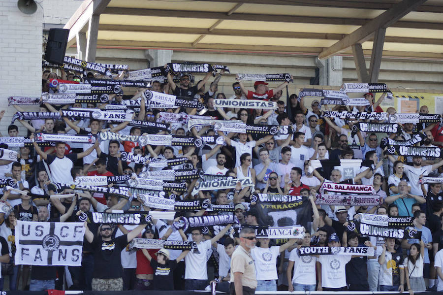 Fotos: Unionistas cae por la mínima ante la Cultural Leonesa (0-1)