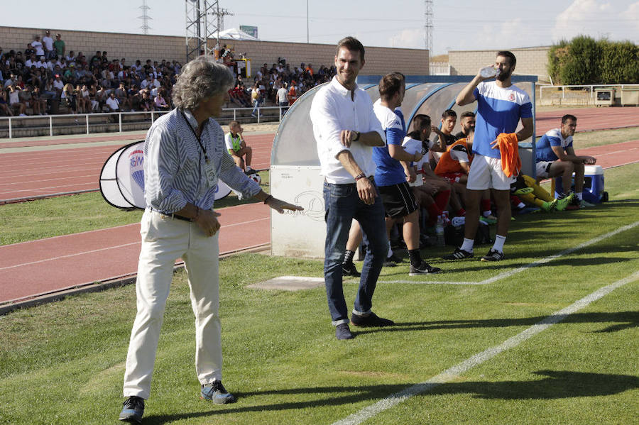 Fotos: Unionistas cae por la mínima ante la Cultural Leonesa (0-1)