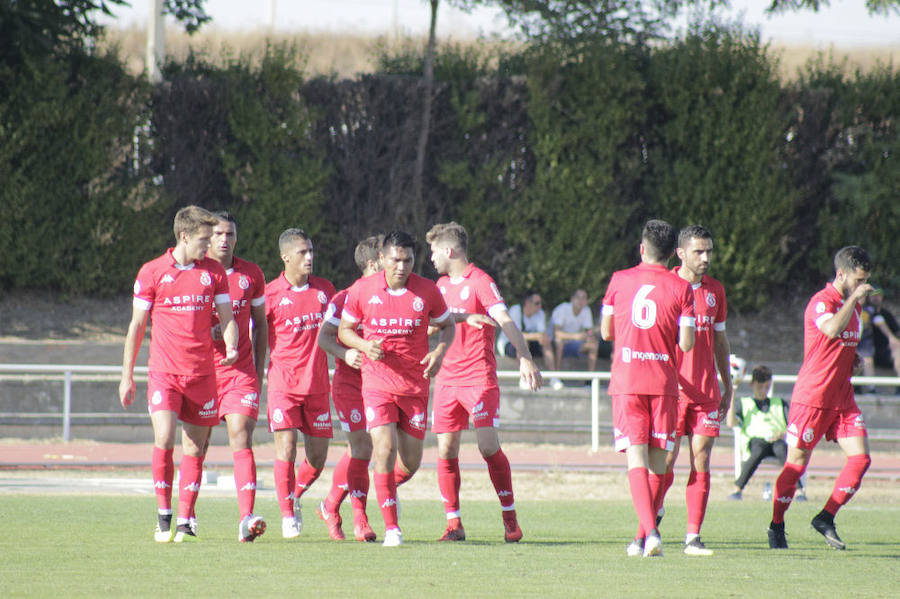 Fotos: Unionistas cae por la mínima ante la Cultural Leonesa (0-1)