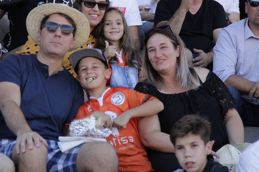 Fotos: Unionistas cae por la mínima ante la Cultural Leonesa (0-1)