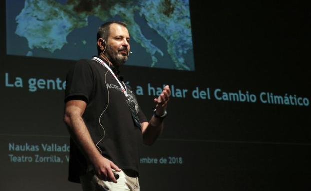 José Viñas inauguró la jornada con 'el futuro del clima'. 