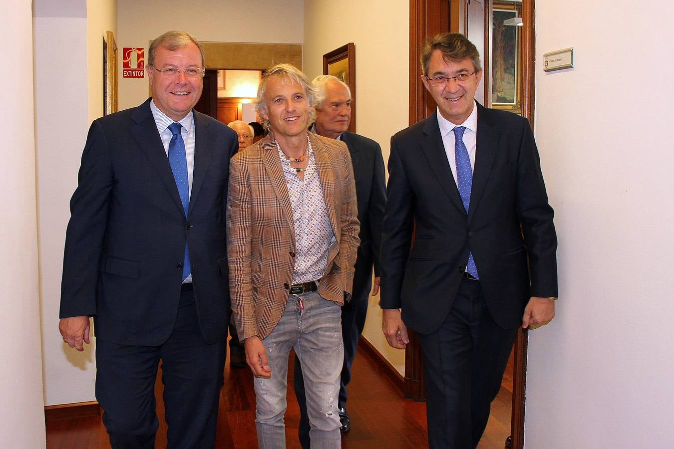 Tras referirse a León como «una tierra maravillosa que ofrece muchas posibilidades», uno de los aventureros más famosos de la televisión nacional aseguró sentirse «emocionado» en «uno de los días más bonitos» de su vida