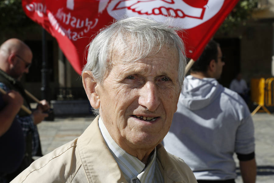 Fotos: Los pensionistas se manifiestan en Palencia