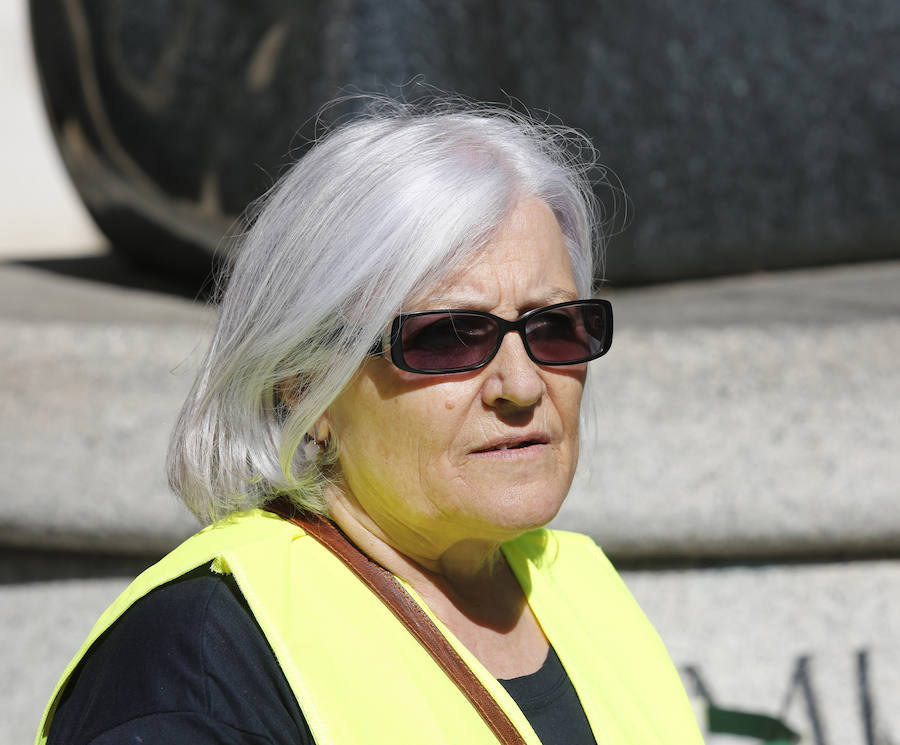 Fotos: Los pensionistas se manifiestan en Palencia