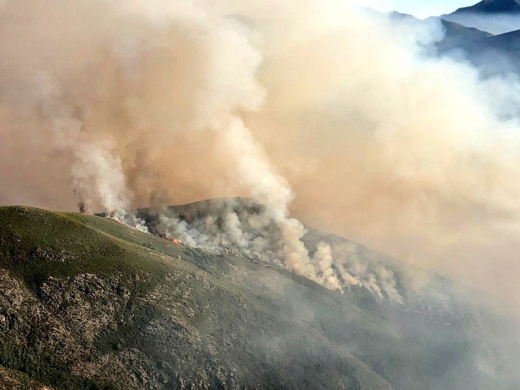 La alerta por el incendio tuvo lugar desde el municipio de Peranzanes, en el Valle de Fornela | Los vecinos vieron cómo las llamas no sólo se acercaban a esa zona sino que amenazaban el barrio de Prado