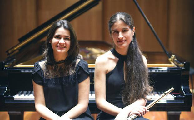 Karla Martínez y Marta Femenía forman el Dúo Opalus. 