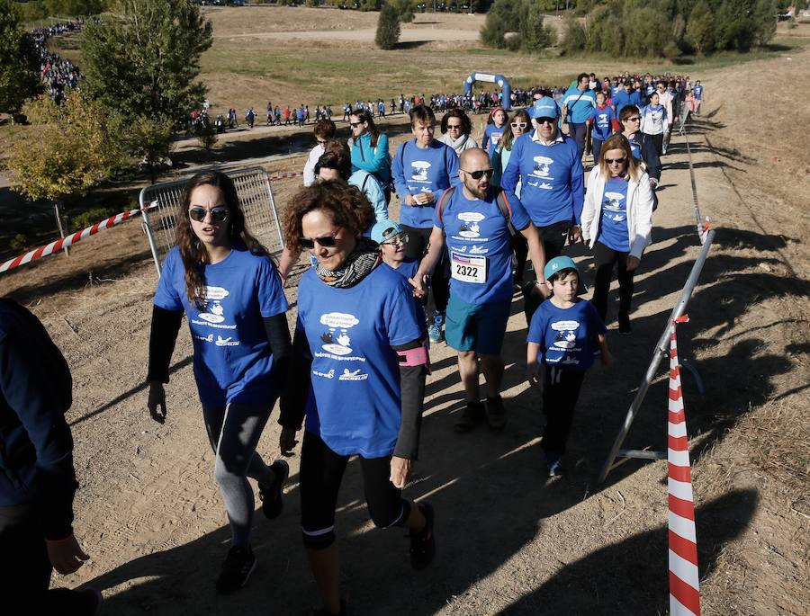 Fotos: IV Caminata popular contra el hambre en Valladolid