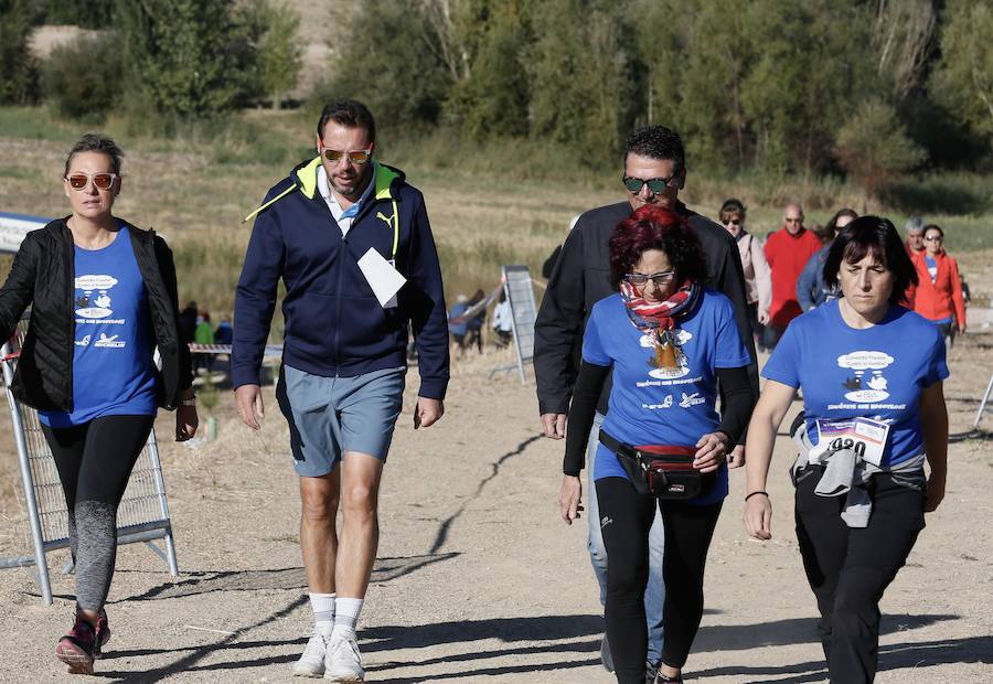 Fotos: IV Caminata popular contra el hambre en Valladolid