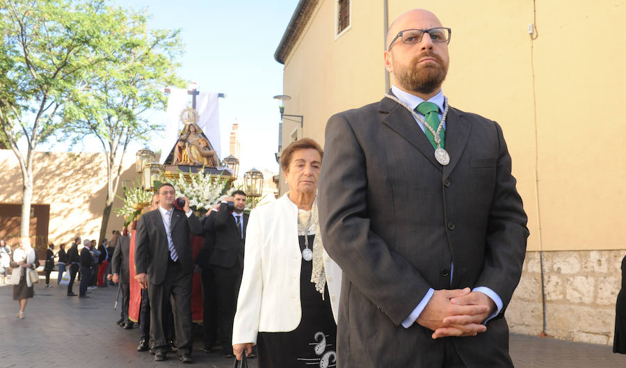 Fotos: Procesión de Nuestra Señora de la Pasión en Valladolid