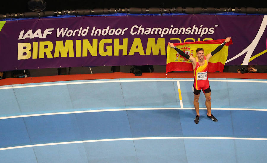 Óscar Husillos celebra el oro en el Mundial de Birmingham. 