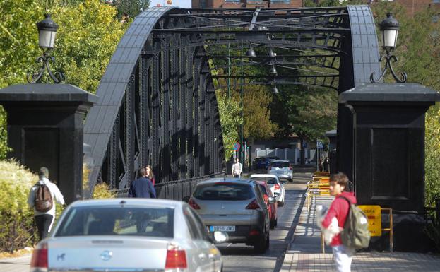 Reabierto al tráfico el Puente Colgante de Valladolid. 