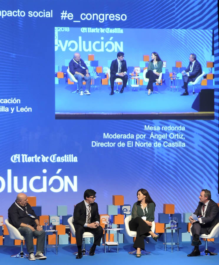 Fotos: Congreso E-volución: ¿Dónde queda persona? Las nuevas profesiones de la sociedad digital