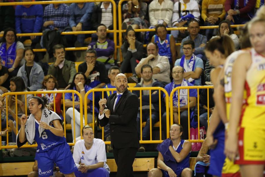 Fotos: Final de la Supercopa de España de baloncesto femenino entre Perfumerías Avenida y Girona en Salamanca