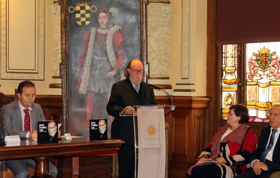 Fotos: José Delfín Val, nuevo cronista oficial de Valladolid