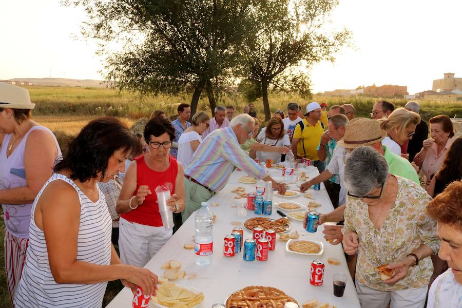 Fotos: Fuentes de Valdepero rehabilita con acierto los pilones