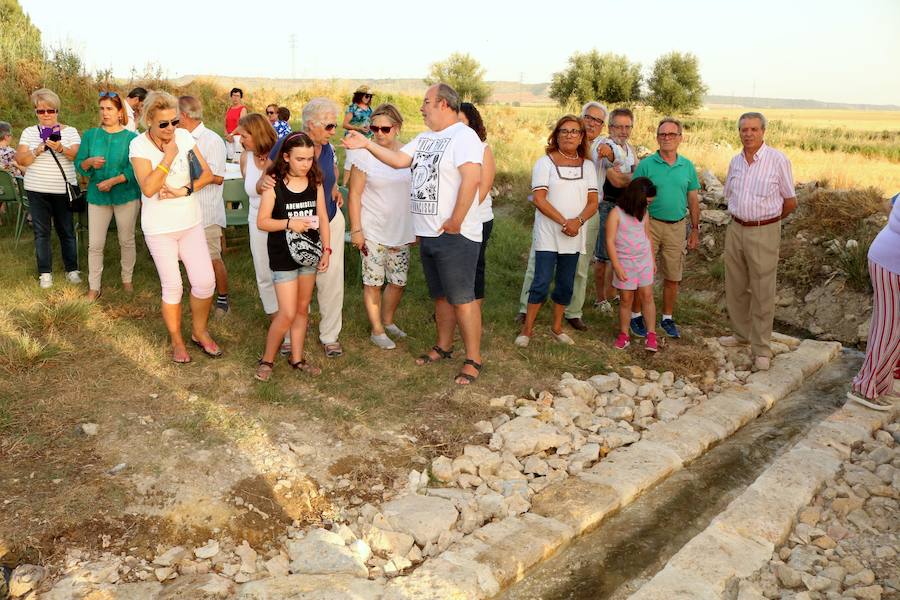 Fotos: Fuentes de Valdepero rehabilita con acierto los pilones