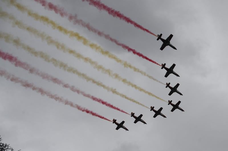 Fotos: Banderas, aplausos y vivas a España y la Corona