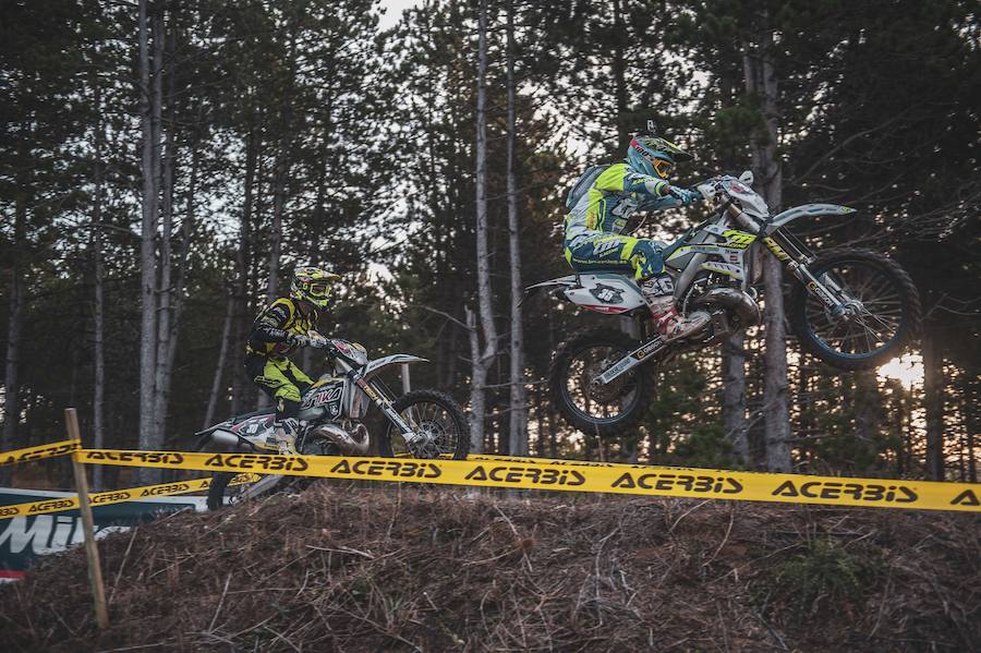 Fotos: Segunda jornada de Hixpania Hard Enduro en el pantano de Aguilar (2/2)