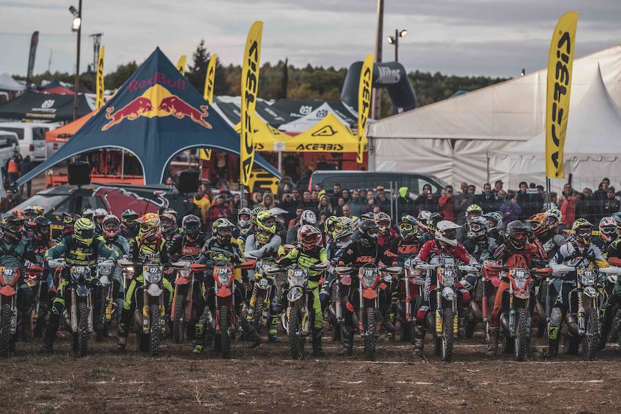 Fotos: Segunda jornada de Hixpania Hard Enduro en el pantano de Aguilar (2/2)