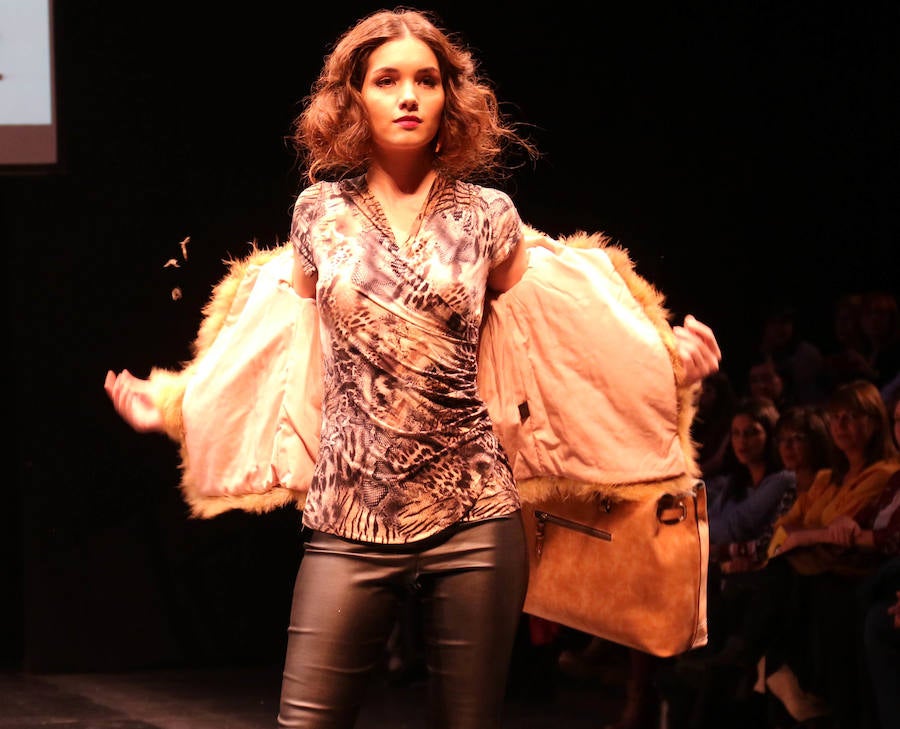 Fotos: Desfile de la Semana de la Moda de Valladolid en el LAVA