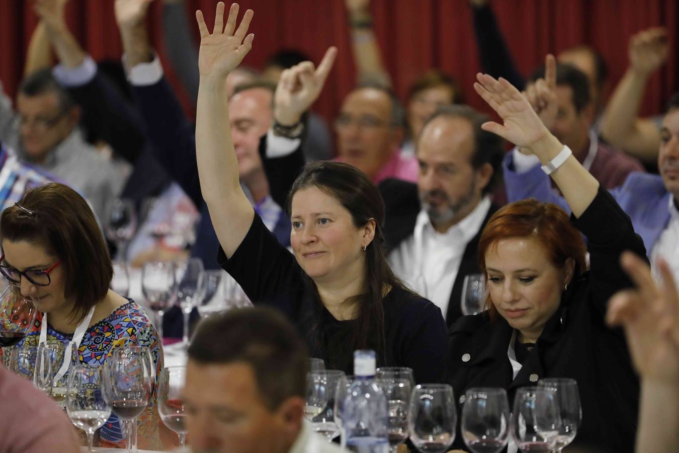 Profesionales de la sumillería de la región se concentran en torno a un programa de diferentes catas de vinos