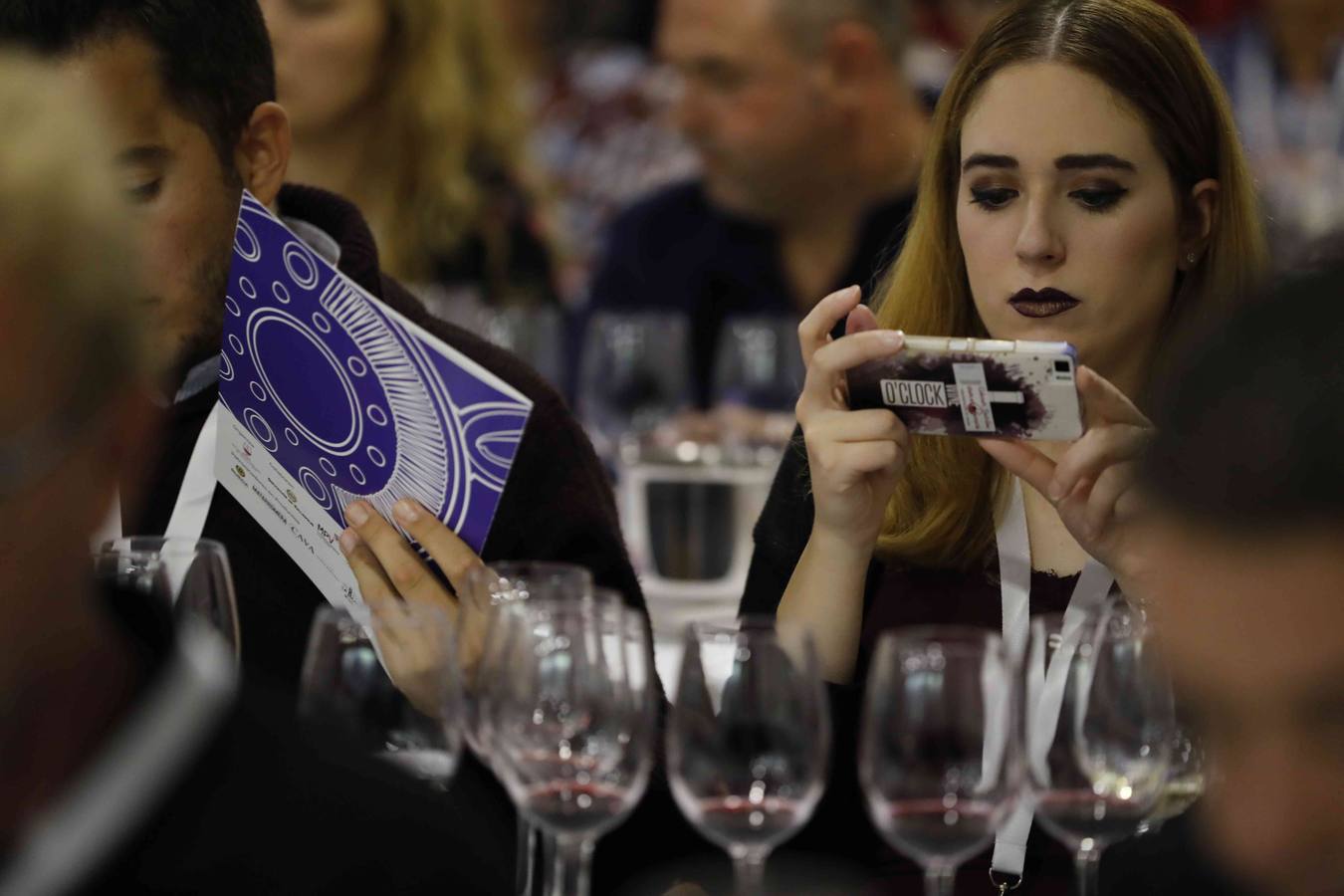 Profesionales de la sumillería de la región se concentran en torno a un programa de diferentes catas de vinos