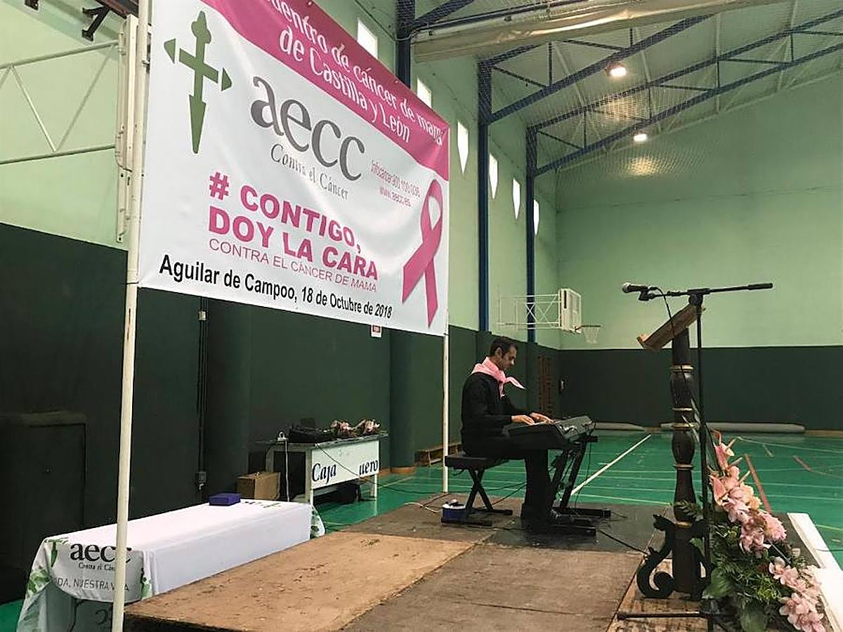 Fotos: Encuentro regional de cáncer de mama en Aguilar de Campoo