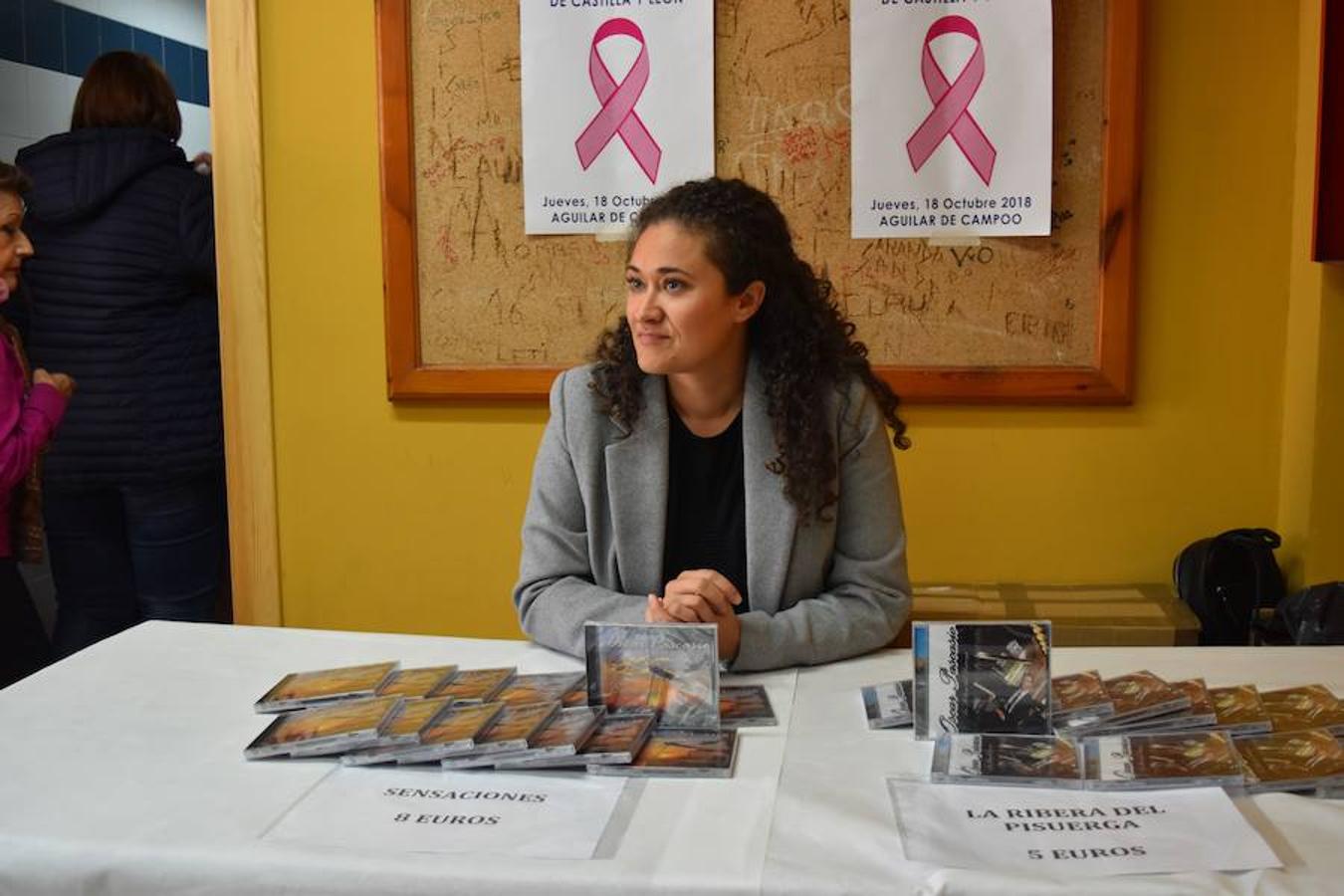 Fotos: Encuentro regional de cáncer de mama en Aguilar de Campoo
