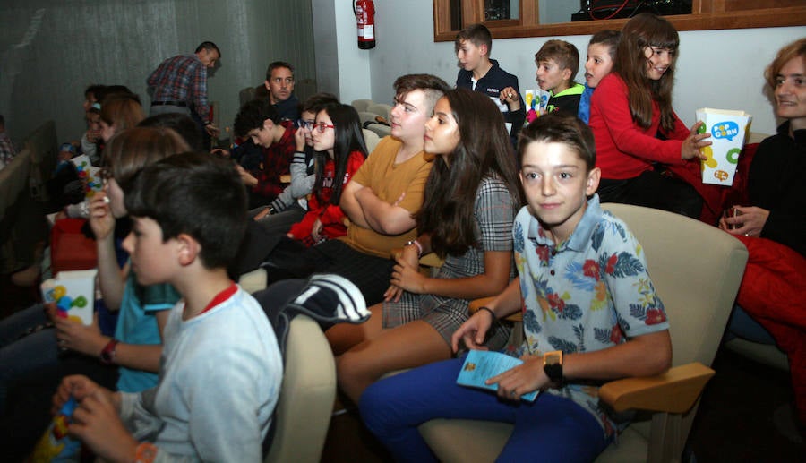 Fotos: Protagonistas de «Los Futbolísimos» visitan Cuéllar